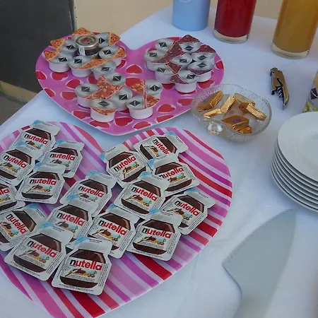 La Piccola Oasi 1 E 2 2* رافيننا