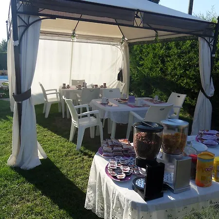 La Piccola Oasi 1 E 2 رافيننا